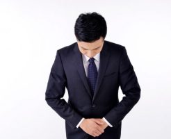 謝るサラリーマン